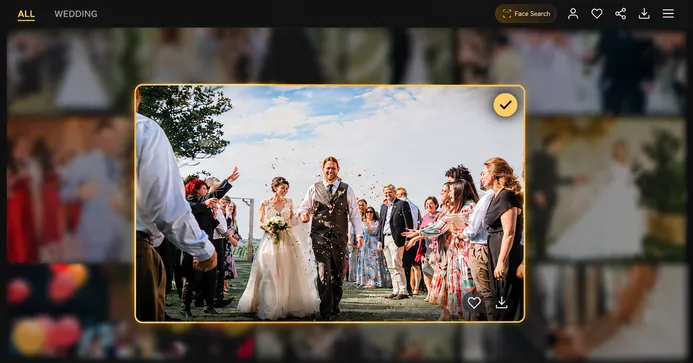 AiFotonex client photo selection interface